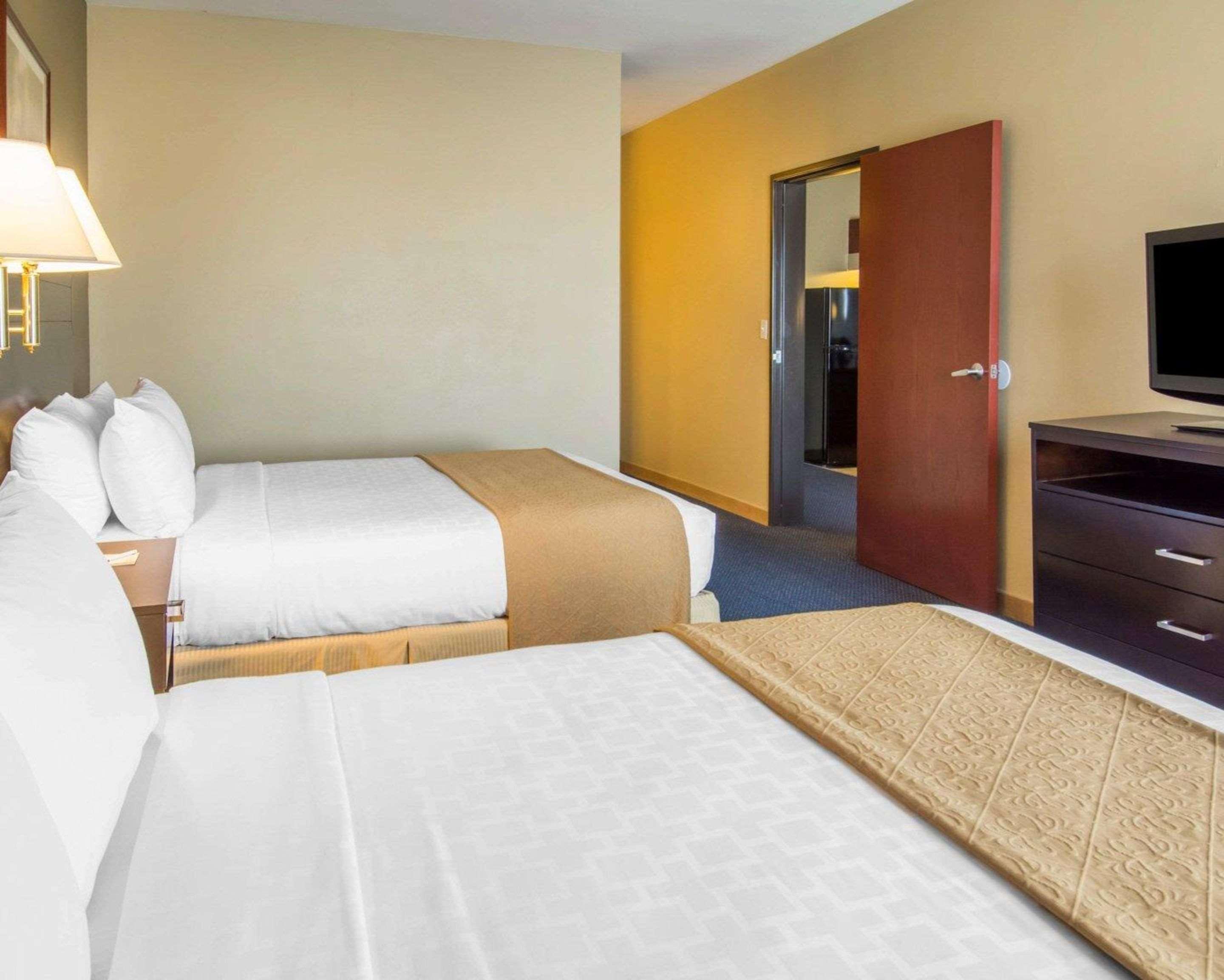 Quality Inn & Suites Of Liberty Lake エクステリア 写真