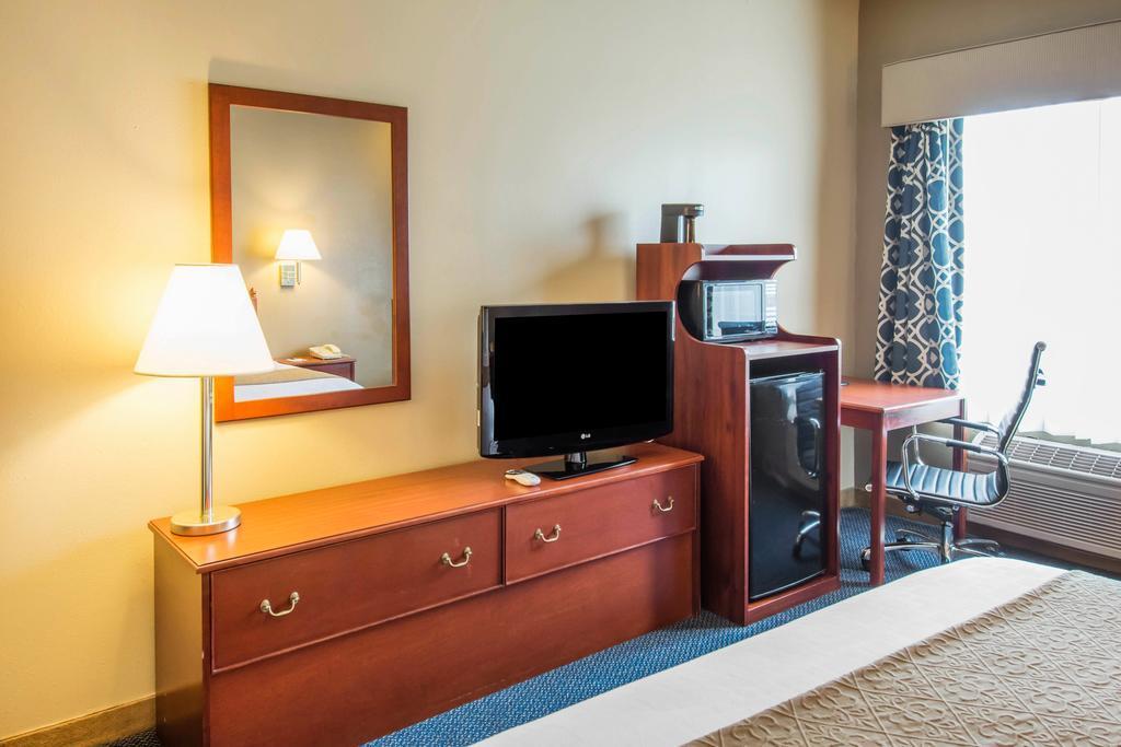 Quality Inn & Suites Of Liberty Lake エクステリア 写真