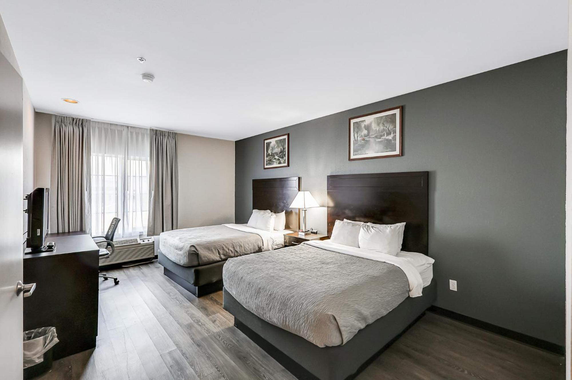 Quality Inn & Suites Of Liberty Lake エクステリア 写真