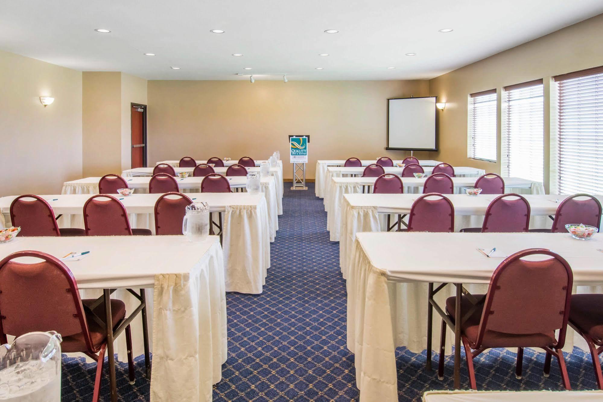 Quality Inn & Suites Of Liberty Lake エクステリア 写真